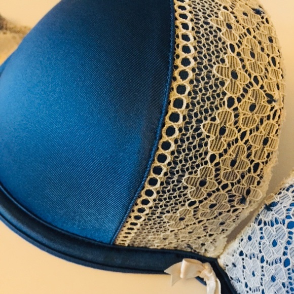 Emma Bra 34C in Royal Blue and off white lace - Picture 2 of 4
